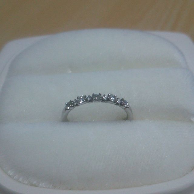 【俄(にわか)の口コミ】 リング部分が薄めにできており、付け心地が良く違和感がありませんでした…