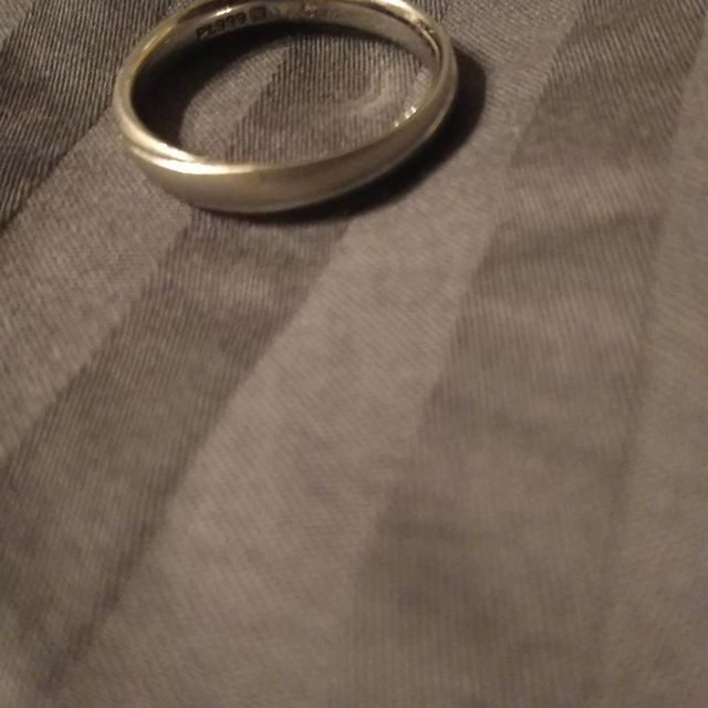 【PILOT BRIDAL(パイロットブライダル)の口コミ】 仕事上、お客さんや関係会社を含めた打ち合わせ等があるため、目立ちすぎ…