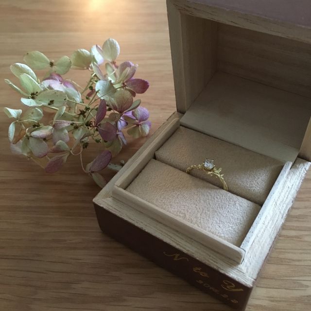 【アッシュペーフランス(H.P.FRANCE)の口コミ】 普段カジュアル系の服を好んで着ており、割とカジュアルなイメージのあるe…