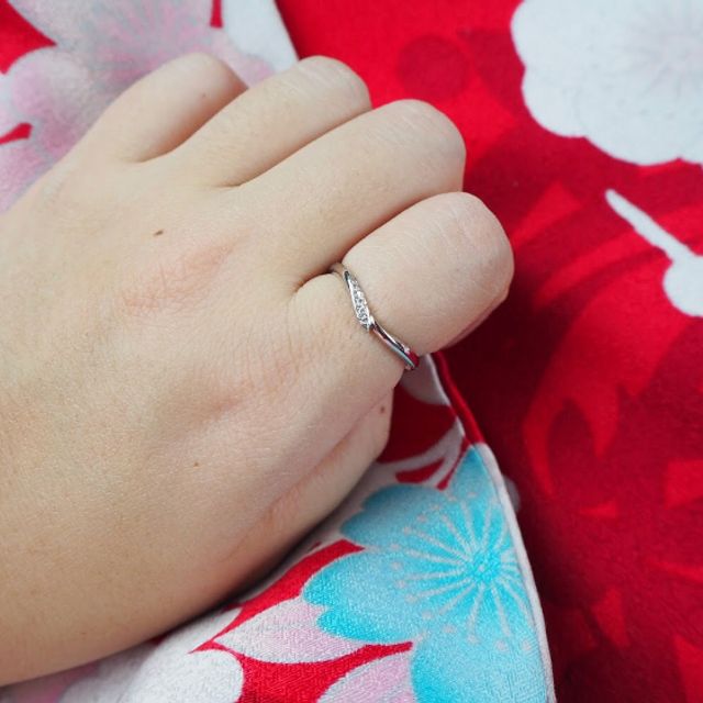 【俄(にわか)の口コミ】 重ねづけ用にしたくて購入し、普段ボリュームを出したい時につけています…