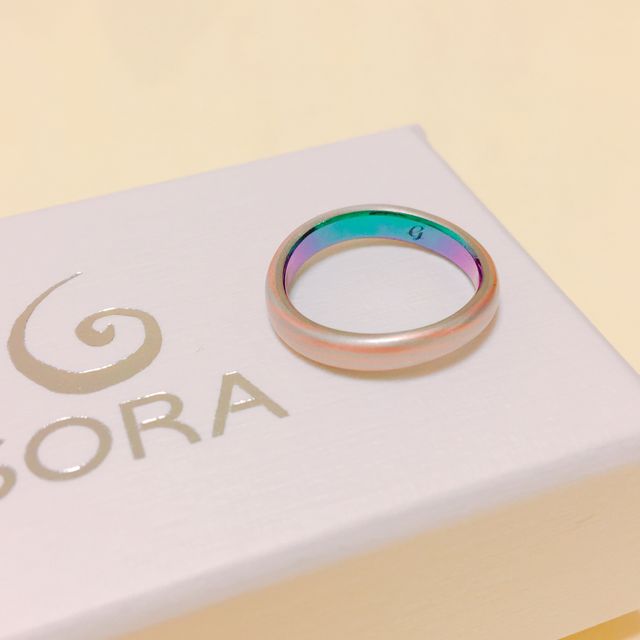 【SORA(ソラ)の口コミ】 木目金の指輪を探していた中で、自由にデザインも出来ることと、色の鮮や…