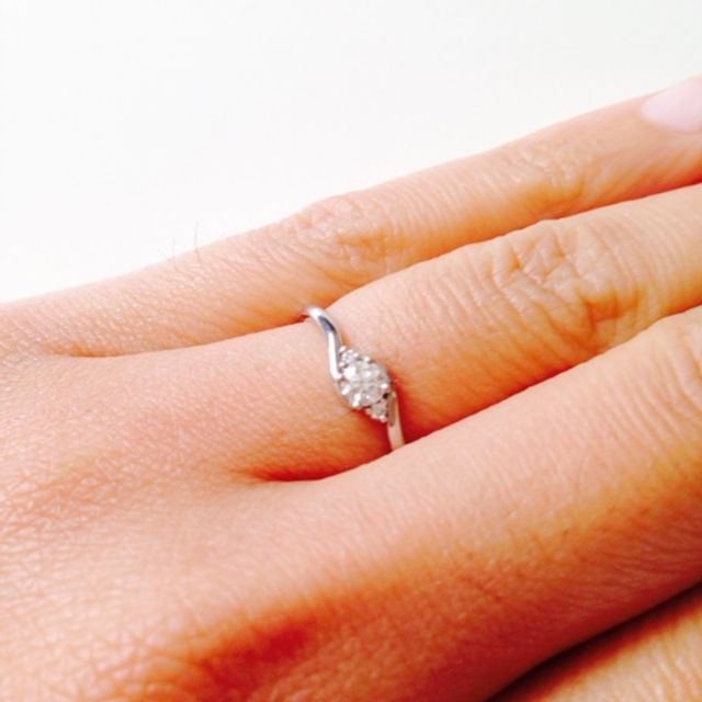 【A・D・A(エー・ディー・エー)の口コミ】 シンプルだけど、飽きの来ない工夫されたデザインに惹かれて購入しました…