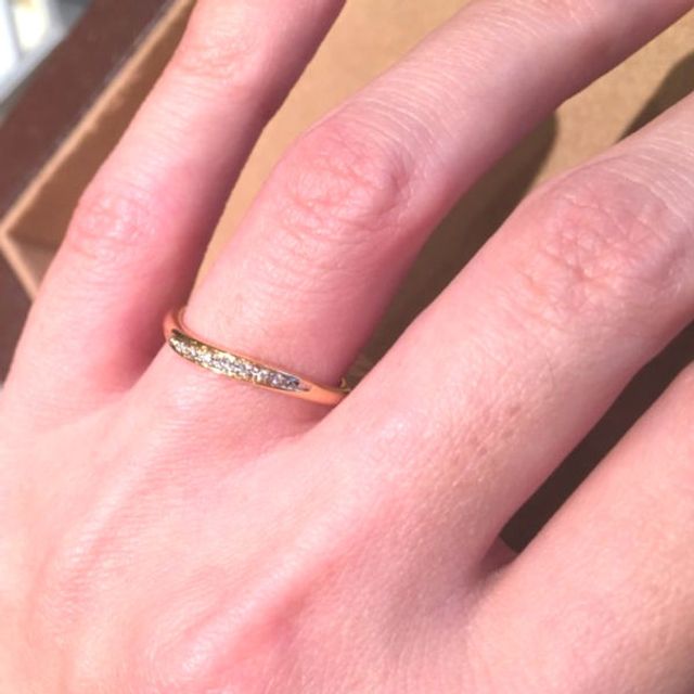 【ORECCHIO(オレッキオ)の口コミ】 最初来店する前は指輪の素材はプラチナであると決めていましたが、実際に…