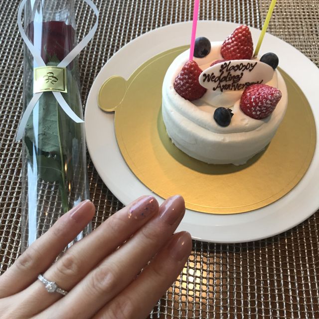 【LUCIE(ルシエ)の口コミ】 オートクチュールという点で、世界に一つしかない婚約指輪になるところが…