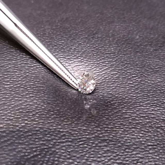 【ラザール ダイヤモンド(LAZARE DIAMOND)の口コミ】 東京で2回試着しに行き、最終的に引っ越した先に近い店舗で購入しました。…