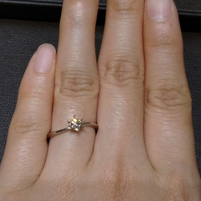 【ラザール ダイヤモンド(LAZARE DIAMOND)の口コミ】 東京で2回試着しに行き、最終的に引っ越した先に近い店舗で購入しました。…