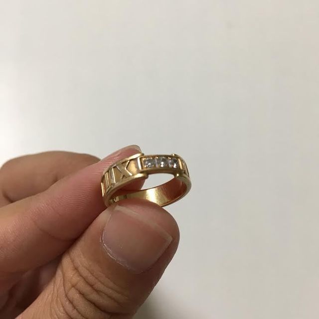 【ティファニー(Tiffany & Co.)の口コミ】 婚約指輪というのはやはりイメージ的には大きなカラットのダイヤの付いた…