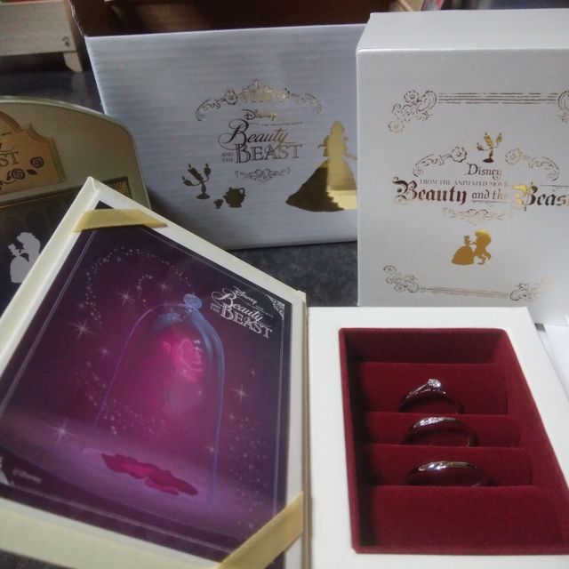 【Beauty and the Beast(ディズニー美女と野獣)の口コミ】 何件か絞った時にやはり2人とも好きなディズニー関係の指輪にしたいと考え…