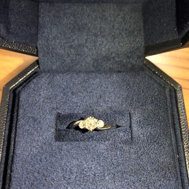 【ROYAL ASSCHER(ロイヤル・アッシャー)の口コミ】 他のブランドも検討しましたが、ロイヤルアッシャーさんのこのデザインと…