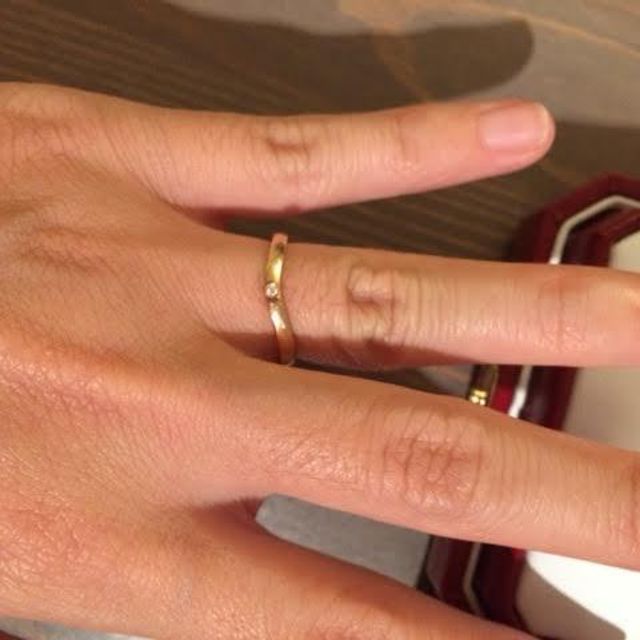 【カルティエ(Cartier)の口コミ】 指輪の決め手は、ピンクゴールドの華奢な指輪が良かったので、コレに決め…