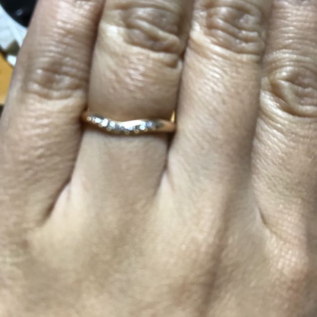 【ティファニー(Tiffany & Co.)の口コミ】 昔から指輪は、ティファニーでと決めていました。婚約指輪にフルエタニテ…