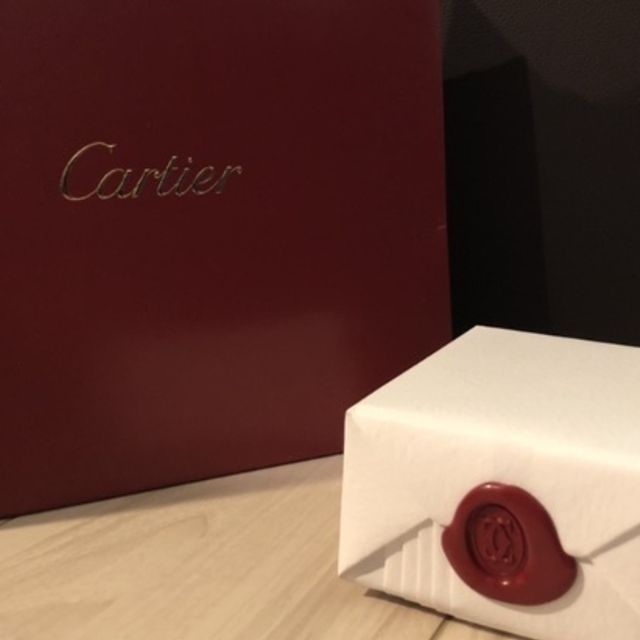 【カルティエ(Cartier)の口コミ】 指が短くて太いのでカーブのあるデザインのものがよく、s字またはv字の細…