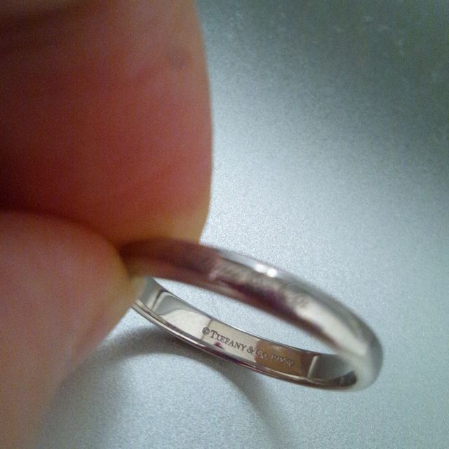 【ティファニー(Tiffany & Co.)の口コミ】 TIFFANY＆COはとても女性の憧れのブランドです。結婚指輪にはおすすめなお…