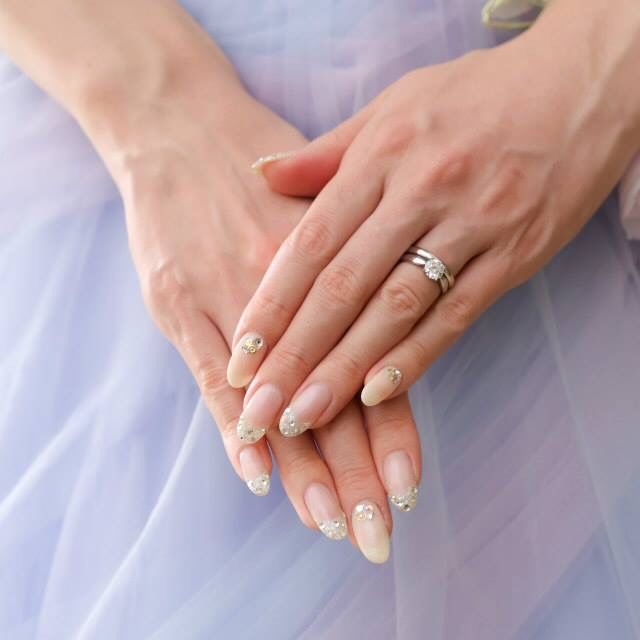 【ティファニー(Tiffany & Co.)の口コミ】 縦爪タイプのセッティングに憧れていましたが、リングに厚みがありすぎた…