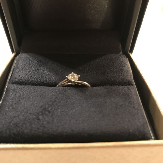 【ラザール ダイヤモンド(LAZARE DIAMOND)の口コミ】 店員さんがものすごく親身になっていろいろ教えてくださいました。
無頓着…