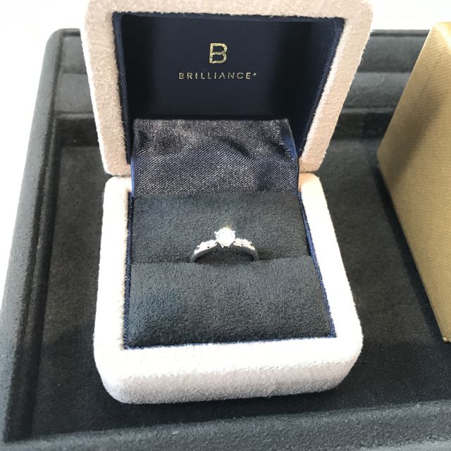 【BRILLIANCE+(ブリリアンスプラス)の口コミ】 ダイヤモンドでプロポーズができるということで、ほかのブランドではなく…