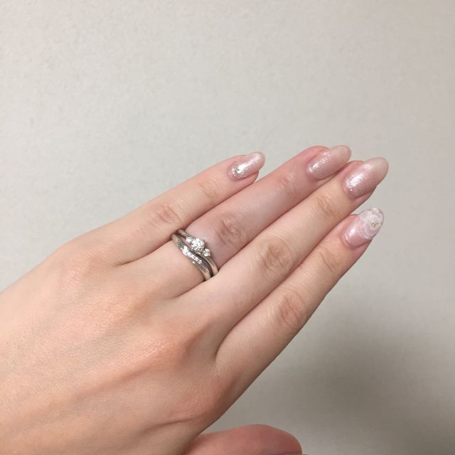 【エクセルコダイヤモンド(EXELCO DIAMOND)の口コミ】 プロポーズでもらった婚約指輪がエクセルコダイヤモンドでした！
婚約指輪…