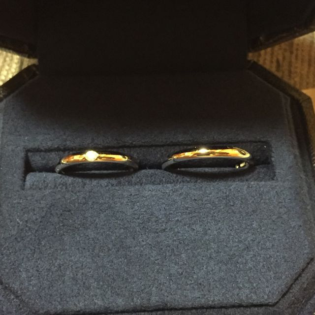 【ROYAL ASSCHER(ロイヤル・アッシャー)の口コミ】 妻の意見でロイヤルアッシャーに決めました。シンプルでありながら気品が…