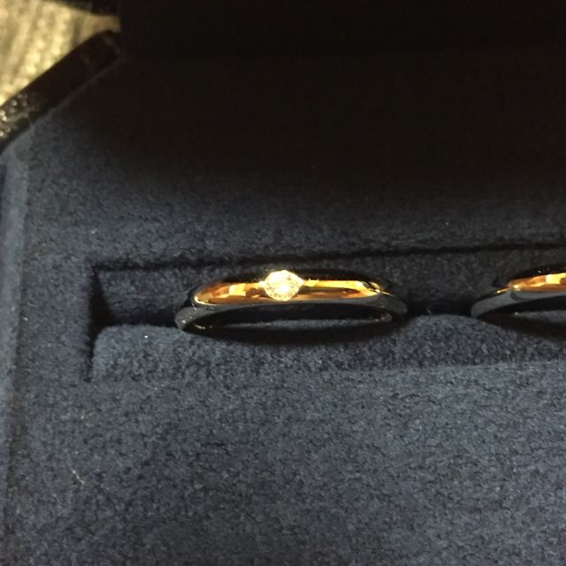 【ROYAL ASSCHER(ロイヤル・アッシャー)の口コミ】 妻の意見でロイヤルアッシャーに決めました。シンプルでありながら気品が…