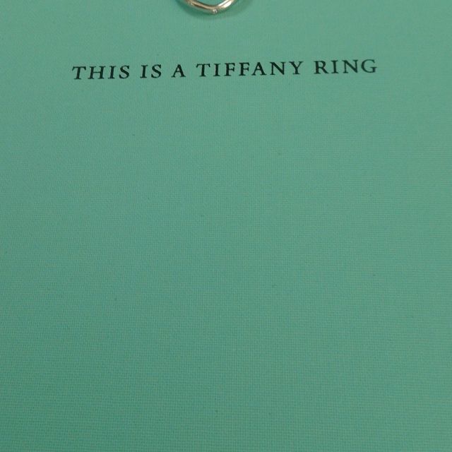 【ティファニー(Tiffany & Co.)の口コミ】 結婚指輪はティファニーにしたかったので、大変満足している。デザインが…