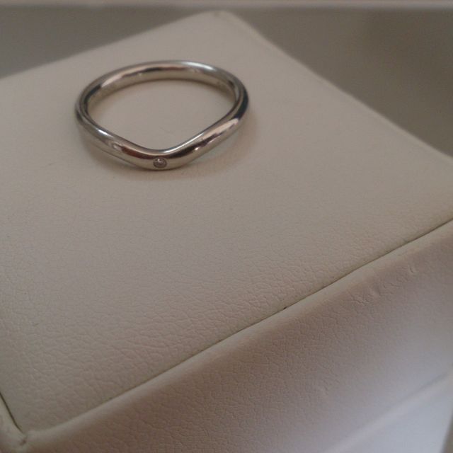 【ティファニー(Tiffany & Co.)の口コミ】 結婚指輪はティファニーにしたかったので、大変満足している。デザインが…