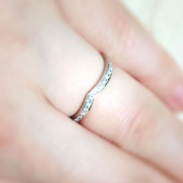 【雅-miyabi- の口コミ】 指輪を選んだ基準は指が綺麗に見えることと、さりげない装飾が品があると…