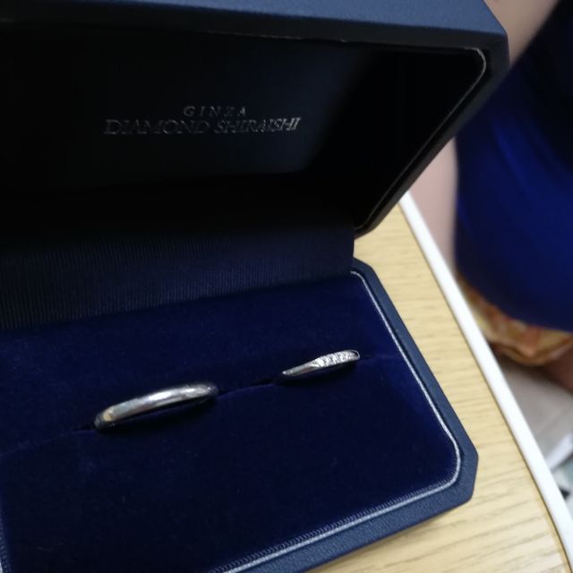【銀座ダイヤモンドシライシの口コミ】 シンプルなデザインとお店の対応が非常によく、前向きに検討できました。…