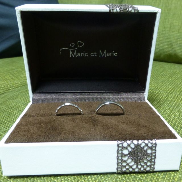 【【閉業】Marie et Marie(マリ・エ・マリ)の口コミ】 予算は2人で10万前後、デザインはシンプルでかっこいいものを探していまし…