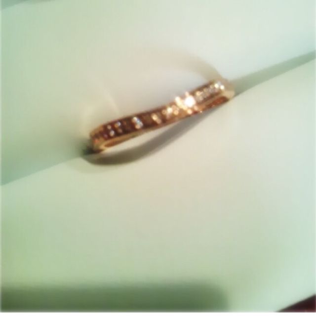 【カルティエ(Cartier)の口コミ】 ずっと前から結婚指輪、婚約指輪はカルティエがいいとずっと思ってました…