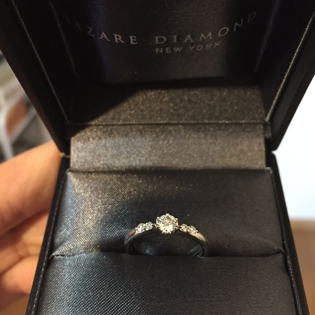 【ラザール ダイヤモンド(LAZARE DIAMOND)の口コミ】 自分がニューヨークが大好きなので、婚約指輪はニューヨーク発祥のラザー…