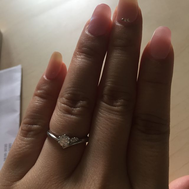 【GALA JEWELRY(ガラジュエリー)の口コミ】 高品質でレベルの高い4cのダイヤなのに価格もほかのブランドと比べてリー…