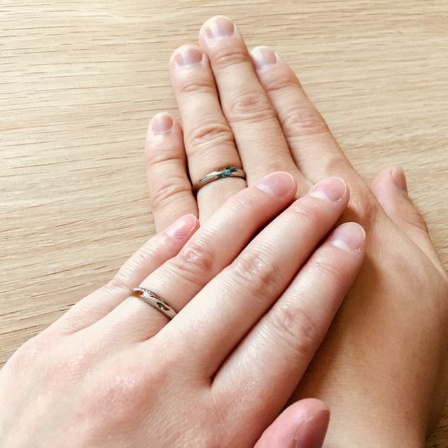 【SORA(ソラ)の口コミ】 色が素敵！
だけど派手にならないデザインも気に入ったし、付け心地も良い…