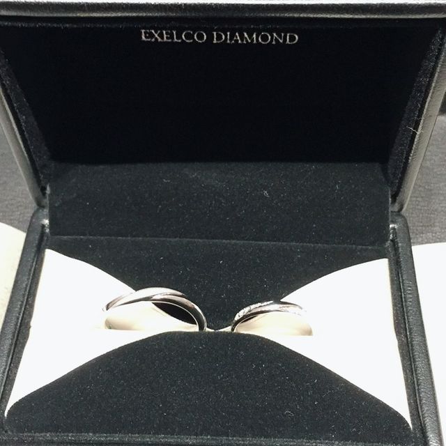 【エクセルコダイヤモンド(EXELCO DIAMOND)の口コミ】 結婚指輪のみ購入しました。
お互いリングに対する要望が違うので、中々気…