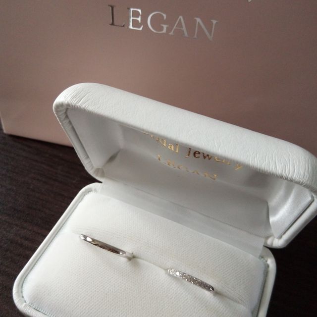 【LEGAN(レガン)の口コミ】 女性の指輪のダイヤモンドがキラキラきれいで、指輪のつけ心地も良かった…
