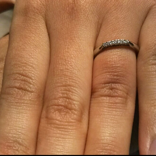 【エクセルコダイヤモンド(EXELCO DIAMOND)の口コミ】 めっちゃ可愛い‼
最初に見たときから可愛い‼
と思い、試着させてもらい
さ…