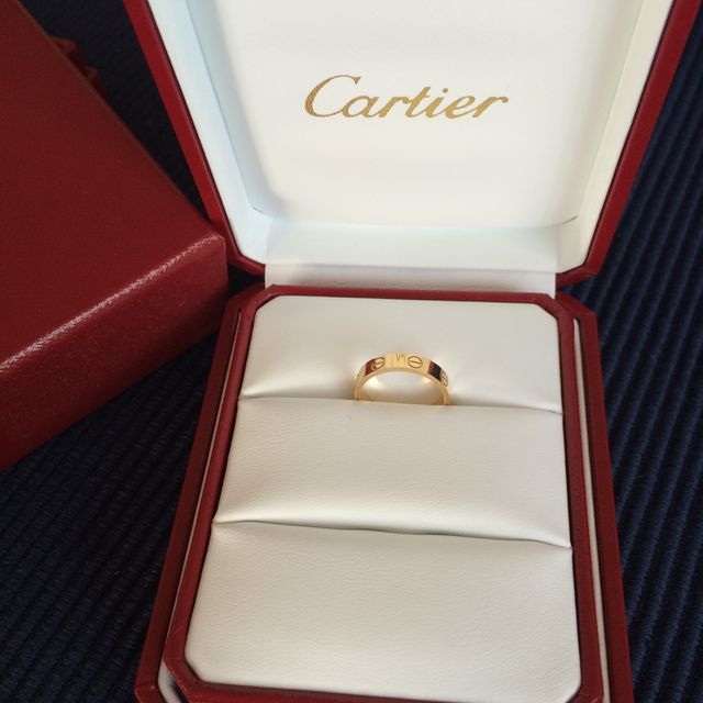 【カルティエ(Cartier)の口コミ】 カルティエのラブシリーズのリングに昔から憧れており、結婚指輪はカルテ…