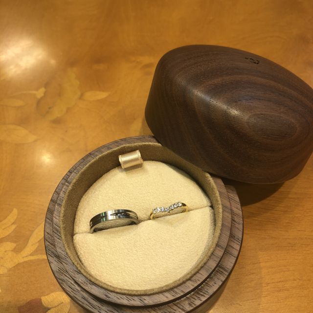 【COLANY(コラニー)の口コミ】 着け心地がよく、デザインが他に無かったのと、プラチナ以外が良かったの…