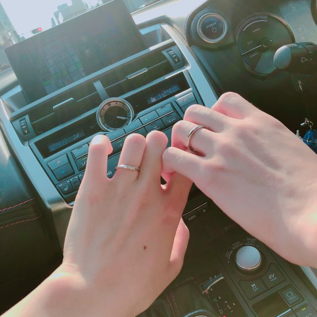 【エクセルコダイヤモンド(EXELCO DIAMOND)の口コミ】 王道の結婚指輪っぽいものを探していたのですが、他の人とはあまり被りた…