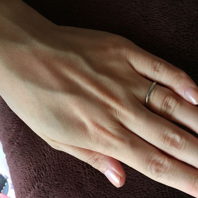 【サマンサティアラブライダル(Samantha Tiara Bridal)の口コミ】 シンプルなデザイン重視で探していました。
昔から大好きなサマンサの店舗…