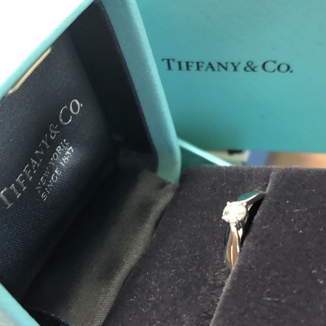 【ティファニー(Tiffany & Co.)の口コミ】 ティファニーはとっても憧れのブランドでした！いつか、婚約指輪をもらえ…