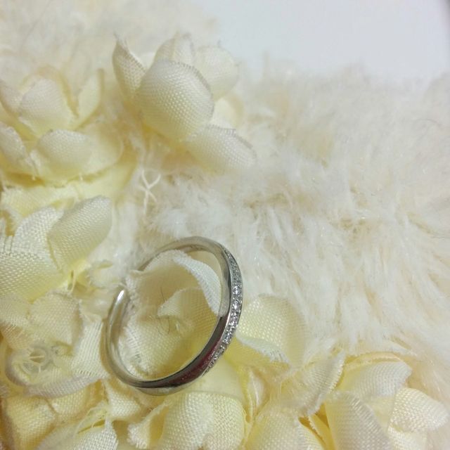 【宝石工房ヴァンモアの口コミ】 違う店で買った婚約指輪とセットリングできるようにオーダーできるという…