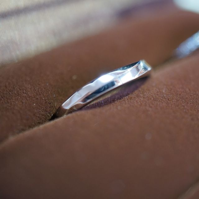 【アイプリモ(I-PRIMO)の口コミ】 いくつか試着した中でこちらが一番似合っていたので決めました。
ゴールド…