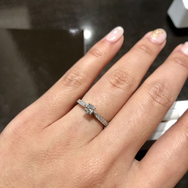 【LUCIE(ルシエ)の口コミ】 同じデザインはほかの店舗にもあったけど、セミオーダーなので気に入らな…