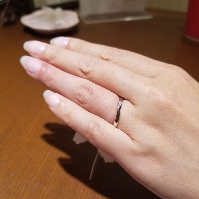 【TRECENTI(トレセンテ)の口コミ】 着け心地と、着けた感じの手の印象が、良かったです。
また、記念月に合わ…