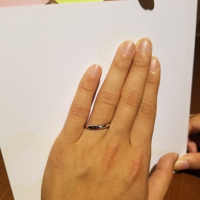 【TRECENTI(トレセンテ)の口コミ】 着け心地と、着けた感じの手の印象が、良かったです。
また、記念月に合わ…