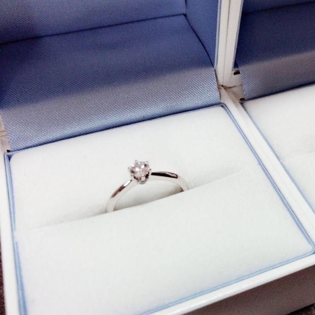 【GALA JEWELRY(ガラジュエリー)の口コミ】 決め手は価格です。
元々予算内で収めたい、という希望があったので、価格…