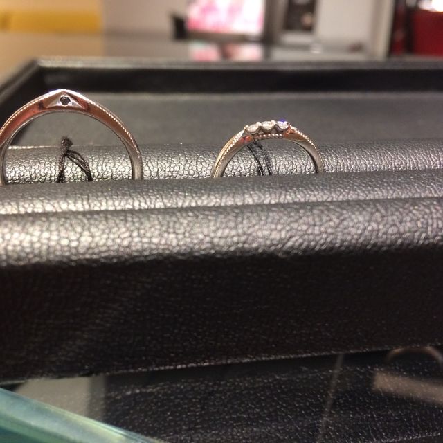 【エクセルコダイヤモンド(EXELCO DIAMOND)の口コミ】 お揃い感があるもの。しかし、他の人とかぶらないデザインが欲しいとリク…