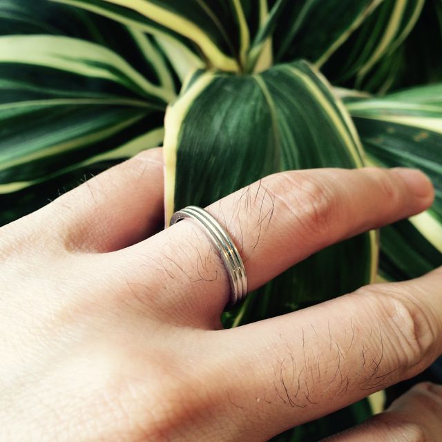 【ティファニー(Tiffany & Co.)の口コミ】 シンプルなのが決め手でした。しかし無表情なものでは寂しかったので、深…