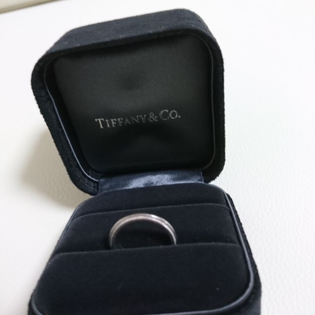 【ティファニー(Tiffany & Co.)の口コミ】 なるべくシンプルなもので探していて、お店を回ってるうちに自分の指が細…