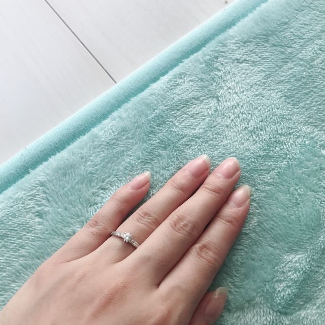 【銀座ダイヤモンドシライシの口コミ】 店員さんの接客、ダイヤの輝き、つけ心地、全てにおいて完璧だった為。
デ…